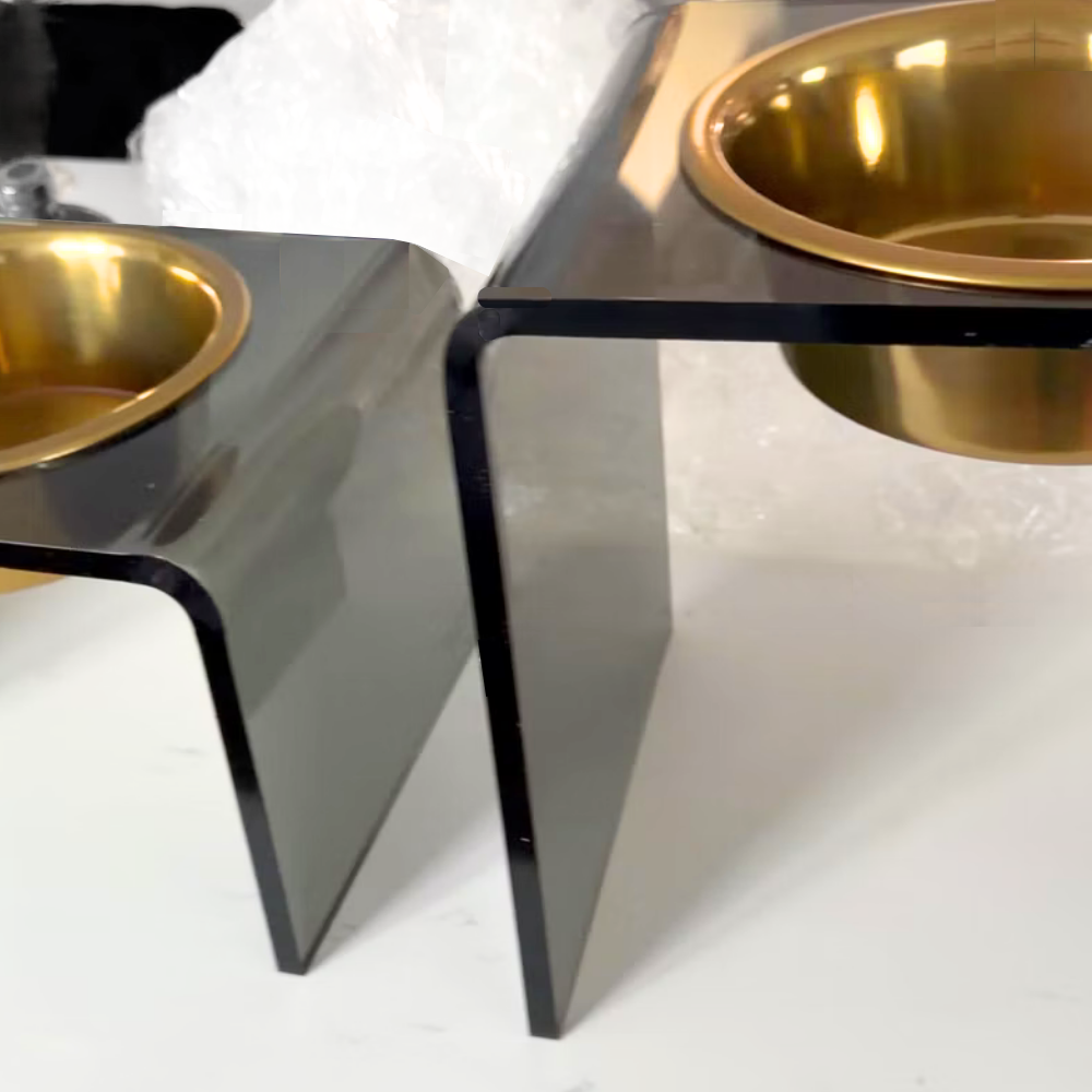 Medium Smoke Grey Feeder